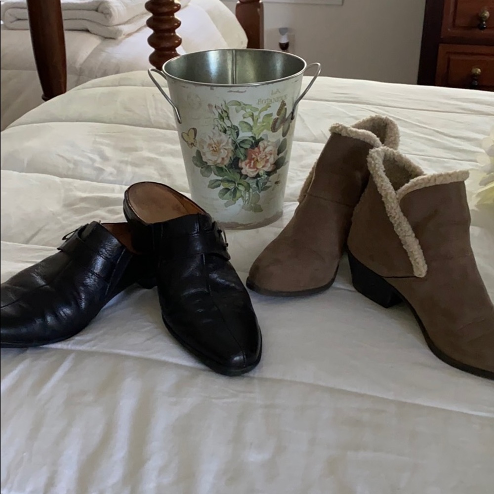 Ready for fall ya’ll???? 2 pair one price!